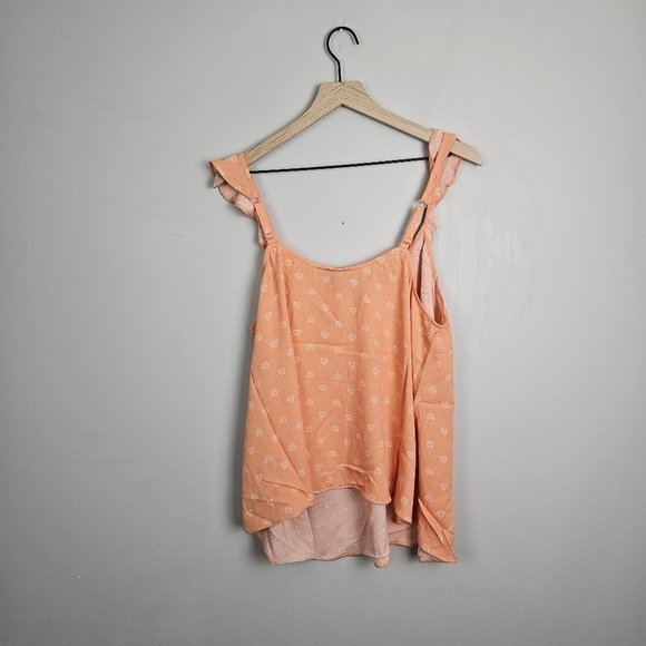 Torrid Washable Crinkle Gauze V-Neck Ruffle Strap Tank - Picture 5 of 10